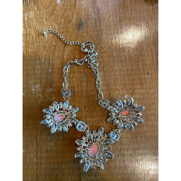 Peachtone Costume Jewelry Statement Necklace - Picture 3 of 3